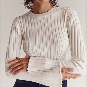 Dissh Ada Top in Off White. Size XS